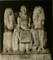 An illustration from Die Plastik der Ägypter (1922)