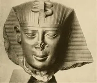 An illustration from Die Plastik der Ägypter (1922)
