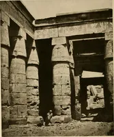 An illustration from Die Plastik der Ägypter (1922)