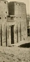 An illustration from Die Plastik der Ägypter (1922)