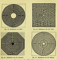 An illustration from Die Trojaburgen Nordeuropas : ihr Zusammenhang mit der indogermanischen Trojasage von der entführten und gefangenen Sonnenfrau (Syrith, Brunhild, Ariadne, Helena) : den Trojaspielen, Schwert- und Labyrinthtänzen zur Feier ihrer Lenzbefreiung (1893)
