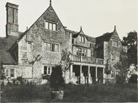 An illustration from Early renaissance architecture in England : a historical and descriptive account of the Tudor, Elizabethan, and Jacobean periods, 1500-1625 : for the use of students and others (1914)