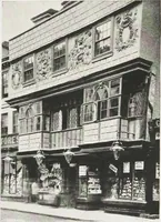An illustration from Early renaissance architecture in England : a historical and descriptive account of the Tudor, Elizabethan, and Jacobean periods, 1500-1625 : for the use of students and others (1914)