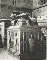 An illustration from Early renaissance architecture in England : a historical and descriptive account of the Tudor, Elizabethan, and Jacobean periods, 1500-1625 : for the use of students and others (1914)