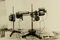 An illustration from An electrical method of studying sound waves (1920)