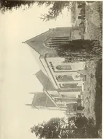 An illustration from The English village church : exteriors and interiors (1921)