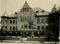 An illustration from Examples from work of Frank P. Milburn and Company, architects, Washington, D. C (1906)