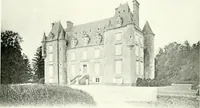 An illustration from Farm houses, manor houses, minor chateaux and small churches : from the eleventh to the sixteenth centuries, in Normandy, Brittany and other parts of France (1917)