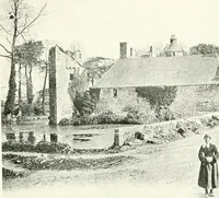An illustration from Farm houses, manor houses, minor chateaux and small churches : from the eleventh to the sixteenth centuries, in Normandy, Brittany and other parts of France (1917)