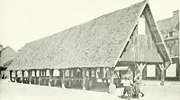 Picture 27 of 189 from Farm houses, manor houses, minor chateaux and small churches : from the eleventh to the sixteenth centuries, in Normandy, Brittany and other parts of France (1917), leaf 44