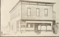 An illustration from A few facts about the city of Saskatoon : something of its past, present and prospects for the future, a city of opportunities. A railway centre. The hub of the great hard wheat area of Central Saskatchewan (1907)