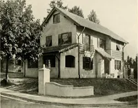 An illustration from Fireproof construction for houses and other buildings at moderate cost (1910)