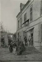 An illustration from Group of twenty-four paintings of the French, Spanish, German and American schools [electronic resource] (1908)