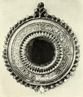An illustration from Furniture and interior decoration of the Italian renaissance (1921)