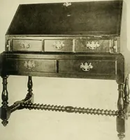 Picture 129 of 685 from Furniture of the Pilgrim century, 1620-1720, including colonial utensils and hardware (1910), leaf 137