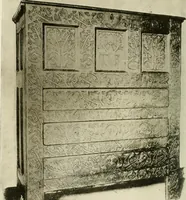 An illustration from Furniture of the Pilgrim century, 1620-1720, including colonial utensils and hardware (1910)