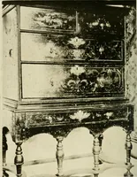 Picture 79 of 685 from Furniture of the Pilgrim century, 1620-1720, including colonial utensils and hardware (1910), leaf 92