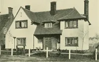 An illustration from Garden city houses and domestic interior details (1913)
