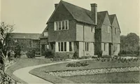An illustration from Garden city houses and domestic interior details (1913)