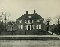 An illustration from Garden city houses and domestic interior details (1913)