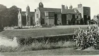 An illustration from Gardens, old and new; the country house & its garden environment (1900)