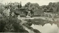 An illustration from Gardens, old and new; the country house & its garden environment (1900)