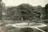 An illustration from Gardens, old and new; the country house & its garden environment (1900)