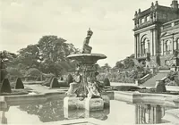 Picture 196 of 434 from Gardens, old and new; the country house & its garden environment (1900), leaf 160