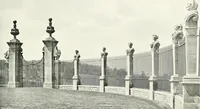 An illustration from Gardens, old and new; the country house & its garden environment (1900)