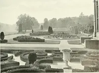 Picture 300 of 434 from Gardens, old and new; the country house & its garden environment (1900), leaf 236