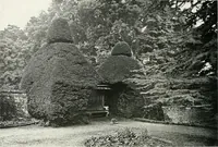 Picture 24 of 434 from Gardens, old and new; the country house & its garden environment (1900), leaf 29