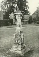 Picture 27 of 434 from Gardens, old and new; the country house & its garden environment (1900), leaf 31