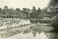 An illustration from Gardens, old and new; the country house & its garden environment (1900)