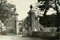 An illustration from Gardens, old and new; the country house & its garden environment (1900)