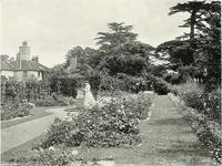 Picture 45 of 434 from Gardens, old and new; the country house & its garden environment (1900), leaf 47