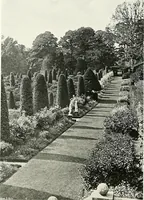 An illustration from Gardens, old and new; the country house & its garden environment (1900)