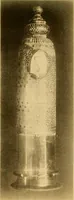 An illustration from Glass (1907)