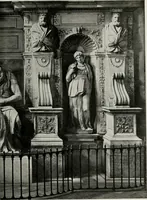 An illustration from The golden days of the renaissance in Rome, from the pontificate of Julius II to that of Paul III (1906)