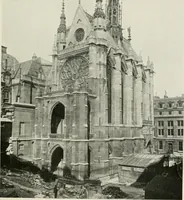 An illustration from Gothic architecture in France, England, and Italy (1915)