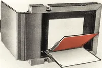 An illustration from Three-colour photography : three-colour printing and the production of photographic pigment pictures in natural colours (1904)