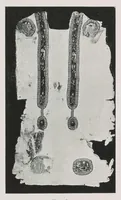 An illustration from Stil-Lehre für farbige Flächen-Verzierung und Gewebe-Musterung (1909)