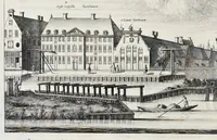Picture 27 of 36 from Beschryvinge van Amsterdam : zynde een naukeurige verhandelinge van desselfs eerste oorspruk uyt den huyse der heeren van Amstel, en Amstellant : haar vergrootingen, rykdom, en wyze van regeeringe, tot den jare 1691 : voor dezen uit verscheide oude historie-schryvers be eengesteld, en uytgegeven : en nu uit een meenigte van oude schriften, authentyke stukken, en met kopere afbeeldingen verciert, nooit voor desen gedruckt geweest, beschreven, en vermeerdert (1693), leaf 285