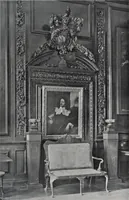 An illustration from Grinling Gibbons and the woodwork of his age (1648-1720) (1914)