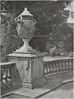 An illustration from Grinling Gibbons and the woodwork of his age (1648-1720) (1914)