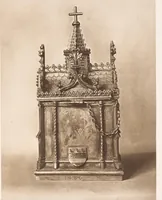An illustration from Musée national du Louvre : donation de M. le Baron Adolphe de Rothschild (1902)