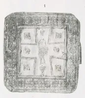 An illustration from Commenti sopra suppellettili sacre di argento ed oro appartenute ai primissimi secoli della chiesa : pubblicati gia il 1o gennaio 1888 pel faustissimo giorno del sacerdotale giubileo di papa Leone XIII e dedicati ai cultori di archeologia cristiana (1890)