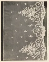 An illustration from Les dentelles à la main: dentelles aux fuseaux--dentelles à l'aiguille--dentelles à points mélangés; 135 planches, accompagnées de légendes et précédées de descriptions détaillées des différents points (1906)
