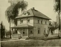 Picture 218 of 539 from Guaranteed building plans with interior views and details : a standard collection of new, original and artistic designs of cottages, bungalows, residences and flats of frame, brick, cement, plaster, concrete blocks, hollow tile, stucco, etc. and farm buildings of all descriptions together with interior and exterior details and interior views arranged and described by William A. Radford. (1915), leaf 102