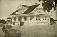 An illustration from Guaranteed building plans with interior views and details : a standard collection of new, original and artistic designs of cottages, bungalows, residences and flats of frame, brick, cement, plaster, concrete blocks, hollow tile, stucco, etc. and farm buildings of all descriptions together with interior and exterior details and interior views arranged and described by William A. Radford. (1915)