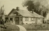 An illustration from Guaranteed building plans with interior views and details : a standard collection of new, original and artistic designs of cottages, bungalows, residences and flats of frame, brick, cement, plaster, concrete blocks, hollow tile, stucco, etc. and farm buildings of all descriptions together with interior and exterior details and interior views arranged and described by William A. Radford. (1915)